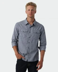 Stio Men's Ashton Chambray Shirt -Stio Shop Online M Ashton Chambray Shirt Medium Chambray 1 baf5caaf 9850 4b2b 9d43 529fe723f471