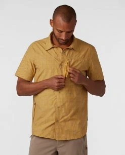 Stio Men's Hagen Trail Shirt -Stio Shop Online M Hagen Trail Shirt Amber Resin Plaid 2