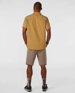 Stio Men's Hagen Trail Shirt -Stio Shop Online M Hagen Trail Shirt Amber Resin Plaid 6