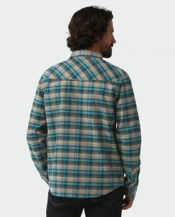 Stio Men's Junction Midweight Flannel Shirt -Stio Shop Online M Junction Midweight Flannel Shirt Deep Delta Plaid 3