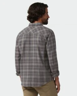 Stio Men's Miter Lightweight Flannel Shirt -Stio Shop Online M Miter Lightweight Flannel Shirt Basalt Plaid 2