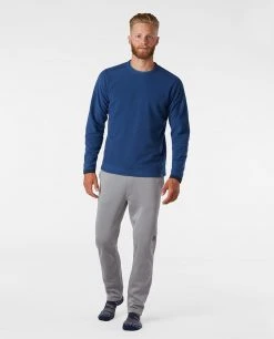 Stio Men's Turpin Fleece Crew -Stio Shop Online M Turpin Fleece Crew Navy Peony 3 47afb7ca b7bc 4807 88b2 75a5ff009097