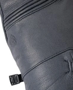 Stio Hardscrabble Insulated Mitt -Stio Shop Online Unisex Hardscrabble Insulated Mitt Magnet Detail Cone