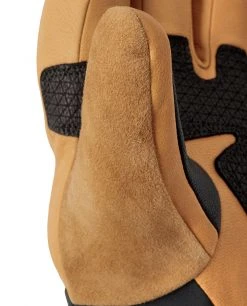 Stio Objective Insulated Glove -Stio Shop Online Unisex Objective Insulated Glove Tap Shoe Detail Thumb