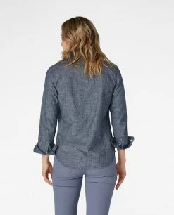 Stio Women's Ashton Chambray Shirt - Past Season 39 Stio Women's Ashton Chambray Shirt - Past Season -Stio Shop Online W Ashton Chambray Shirt Dark Chambray 2 8ee0e14f f6fe 4774 b426 88d326f62c25