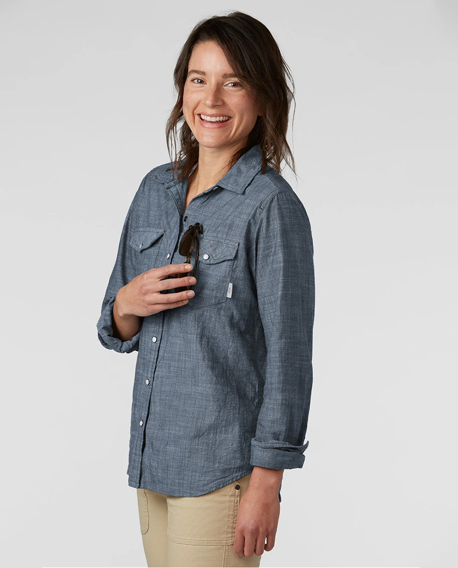 Stio Women's Ashton Chambray Shirt - Past Season 6 Stio Women's Ashton Chambray Shirt - Past Season - Image 4