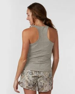 Stio Women's Divide Tank 35 Stio Women's Divide Tank -Stio Shop Online W Divide Tank Quiet Gray 2
