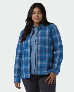 Stio Women's Hutkeeper Flannel Shirt 28 Stio Women's Hutkeeper Flannel Shirt -Stio Shop Online W Hutkeeper Flannel Shirt Mountain Shadow Plaid Alt 1