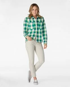 Stio Women's Hutkeeper Flannel Shirt 49 Stio Women's Hutkeeper Flannel Shirt -Stio Shop Online W Hutkeeper Wetland Plaid 3 15f7dbbd 4585 4d88 9a39 c2a05a477468