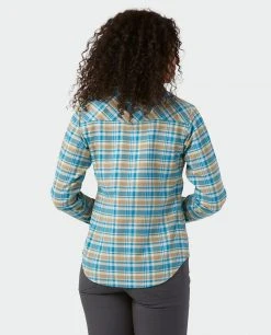 Stio Women's Willow Midweight Flannel Shirt -Stio Shop Online W Willow Midweight Flannel Shirt Wind River Blue Plaid 3
